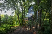 Romantic Treehouse Stay in the Sky