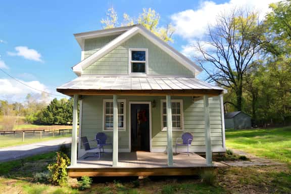 Springs Store Cottage located in DC's Wine Country - Image 1