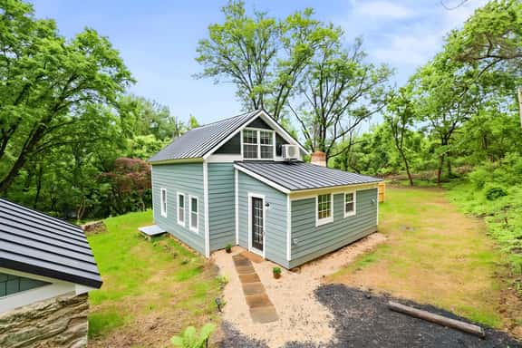 Cabin On Fern Ridge - Image 1
